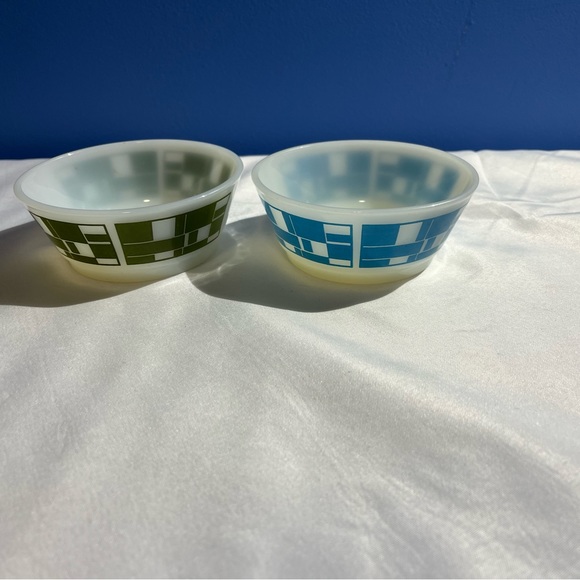 2 vintage Fire King Anchor Hocking Rare Blocks  blue and green Milk Glass 5” - Picture 5 of 14